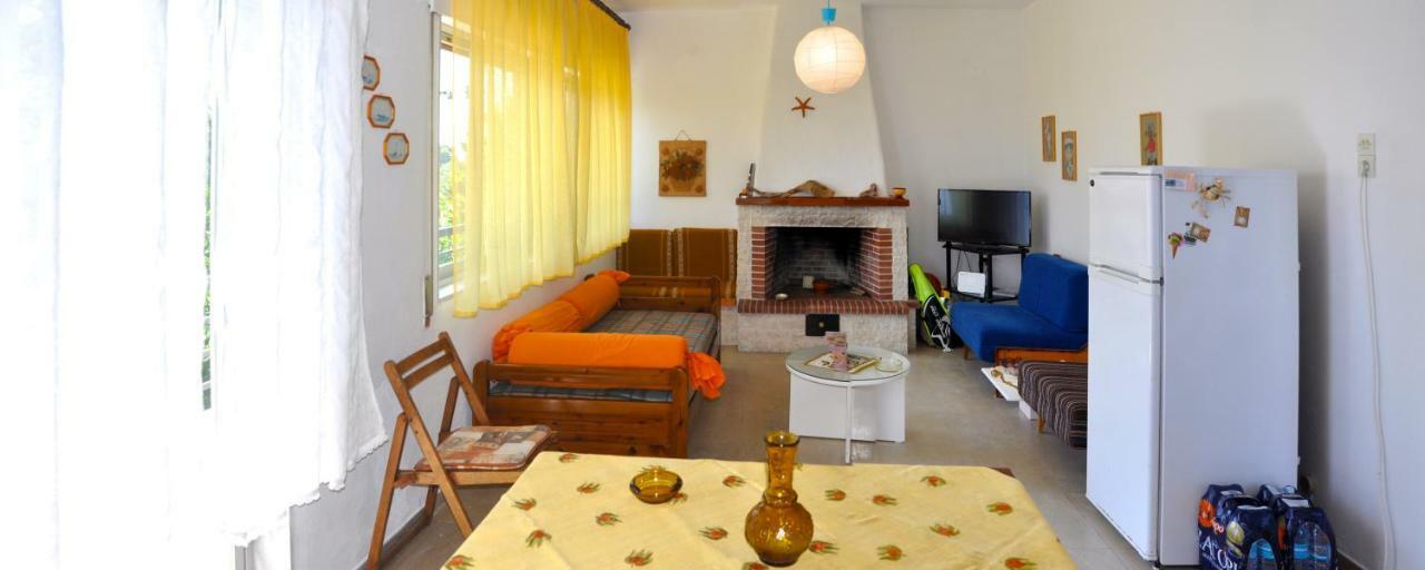 Antheia'S House Villa Nea Skioni Bagian luar foto