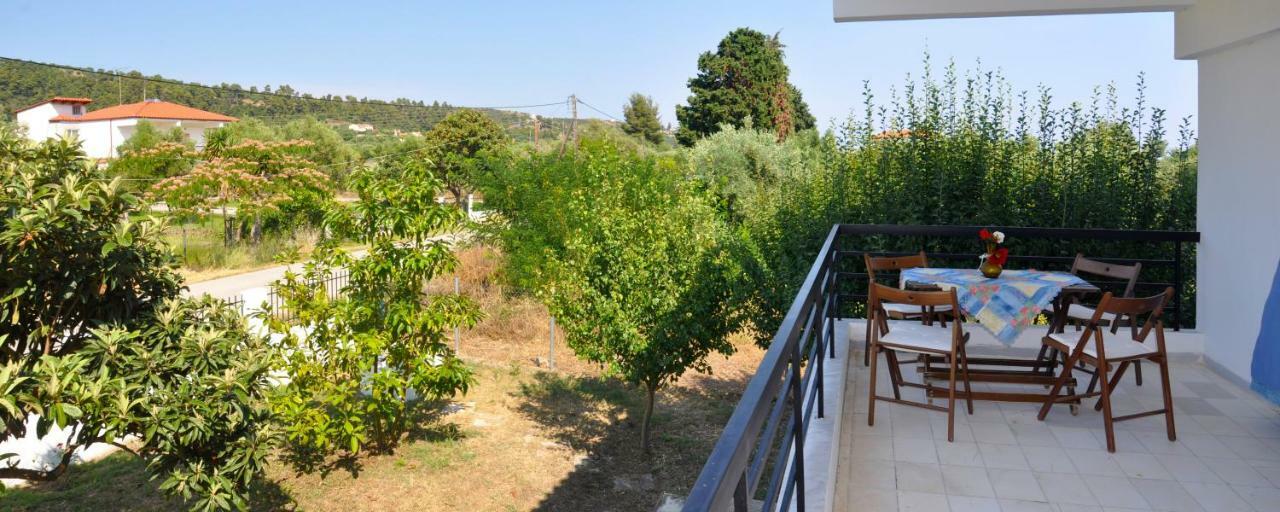 Antheia'S House Villa Nea Skioni Bagian luar foto